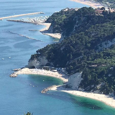 مبيت وإفطار سيرولو Fonte D'Olio Conero Relais المظهر الخارجي الصورة