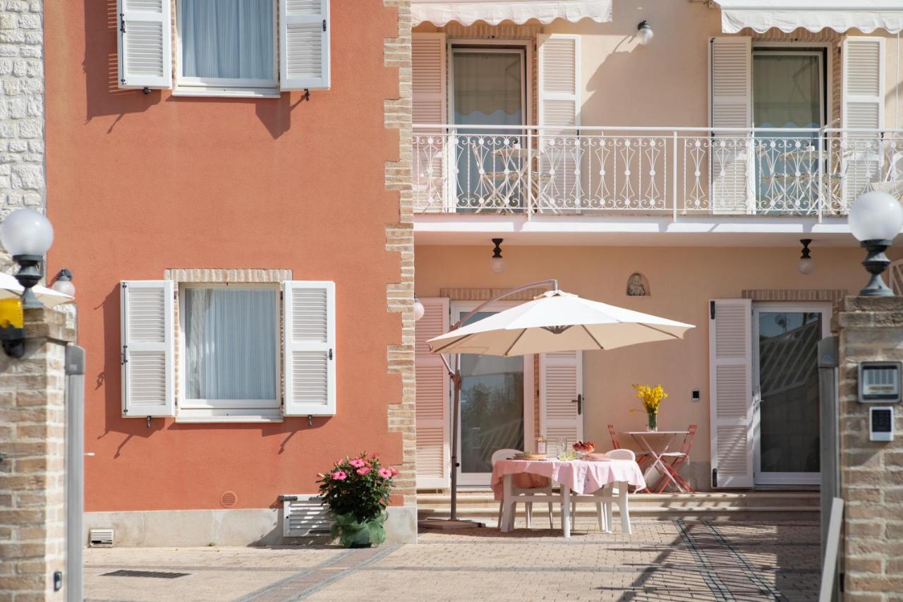 مبيت وإفطار سيرولو Fonte D'Olio Conero Relais المظهر الخارجي الصورة