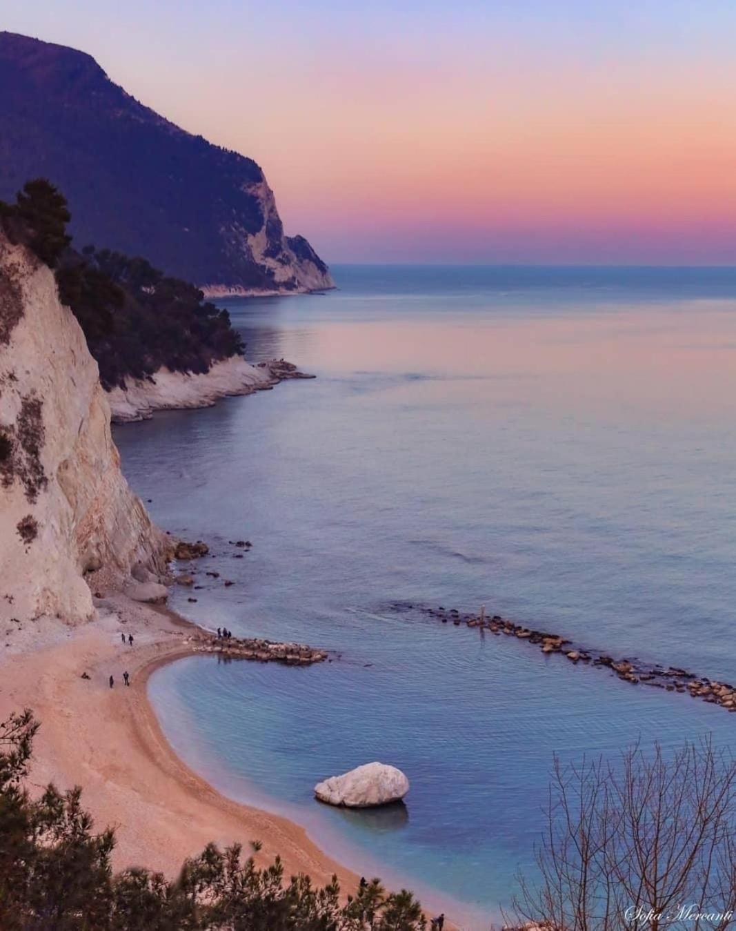 مبيت وإفطار سيرولو Fonte D'Olio Conero Relais المظهر الخارجي الصورة